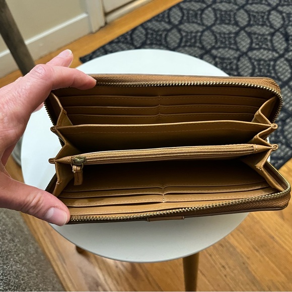 Fossil Emma Zip Around Wallet with Black, Pink, Gray, and Yellow Cactus Theme - Picture 3 of 8